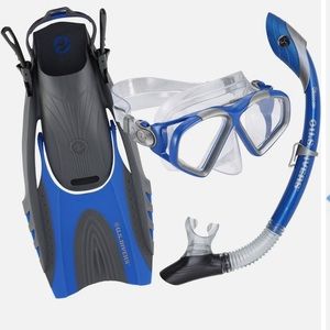 Snorkel Set Fins Snorkel Mask Mesh Bag Womens size 5-9.5 S/M